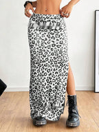 Leopard-print long pleated dress with side slit, black spots on white
