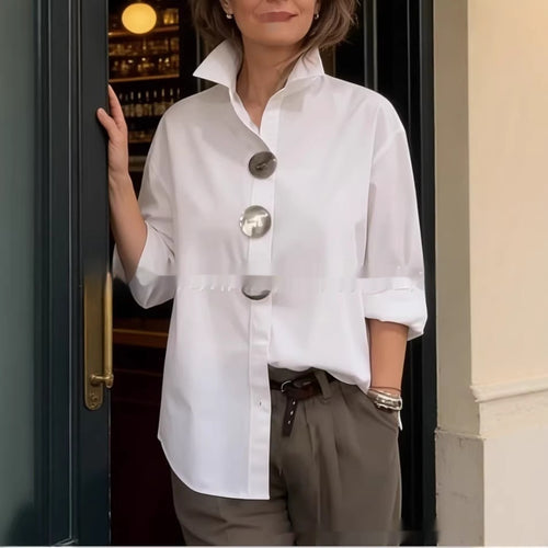 White stand-collar shirt with three metal buttons and 3/4 sleeves