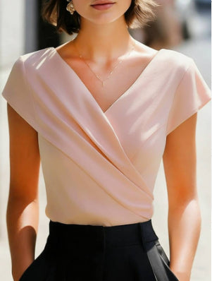 Light pink V-neck slim-fit T-shirt with short sleeves, crossed wrap-style front